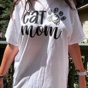 Cat Mom T shirt